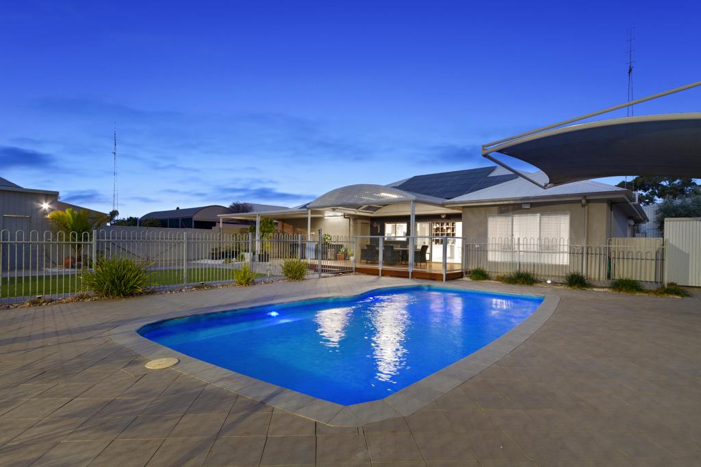 19a Narangga Tce, Moonta Bay, SA 5558