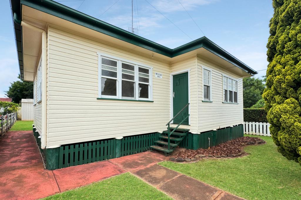 232a South St, South Toowoomba, QLD 4350