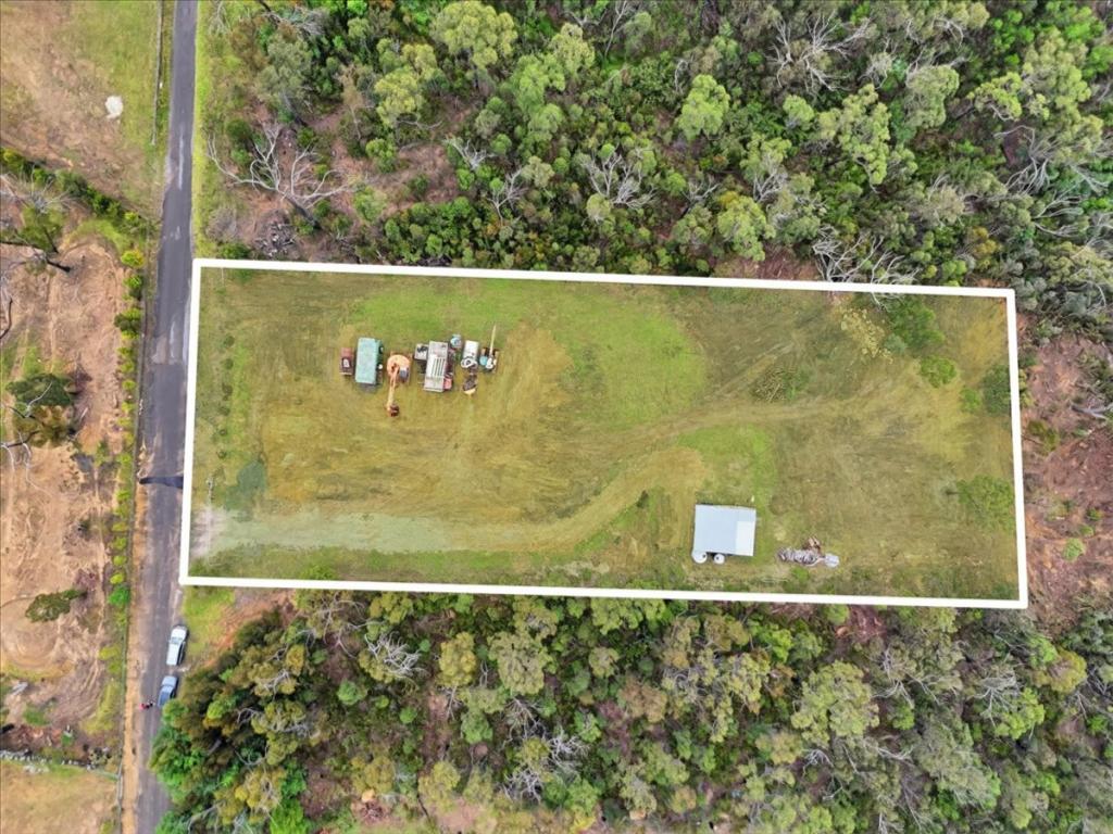 10 KINGFISHER LANE, BALMORAL, NSW 2571