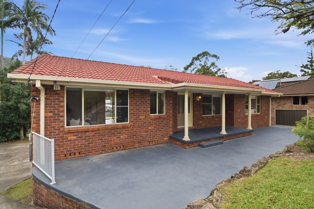 17 LLOYD CL, COFFS HARBOUR, NSW 2450