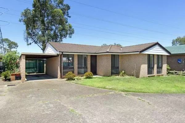 8/5 Woodvale Cl, Plumpton, NSW 2761