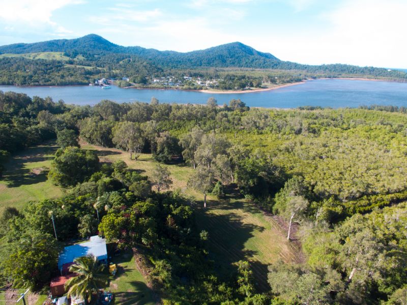 364 Coquette Point Rd, Coquette Point, QLD 4860