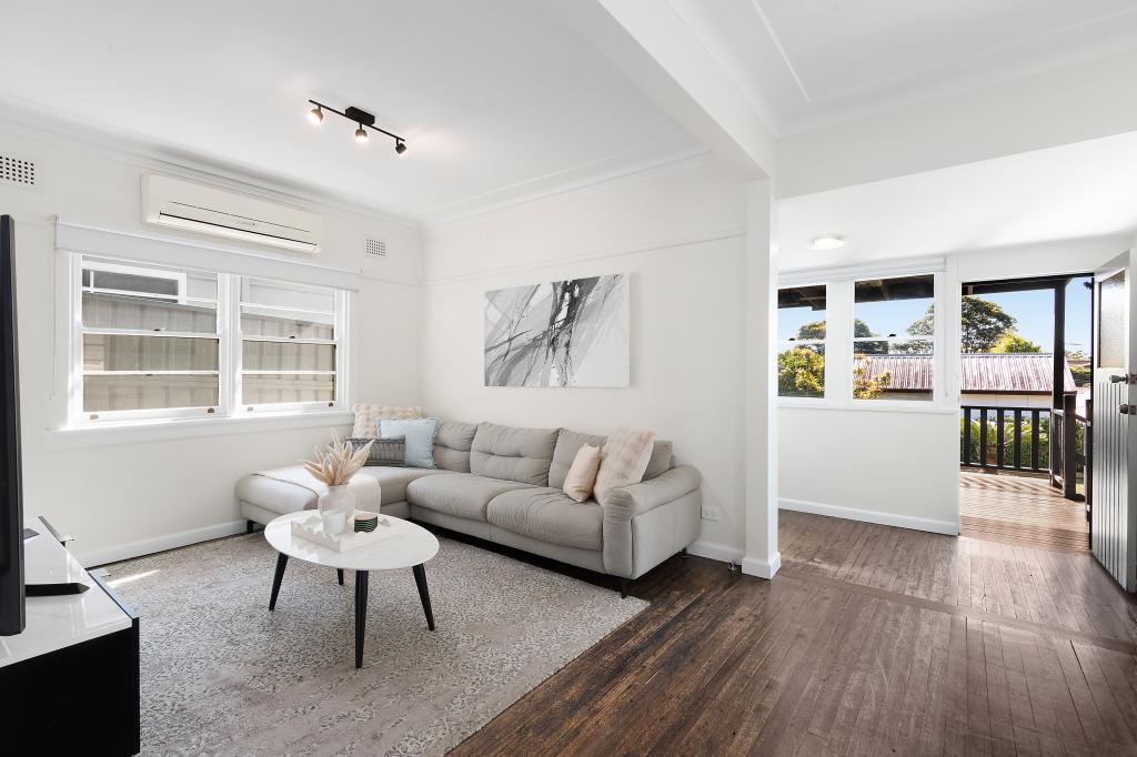 12 Bailey Pde, Peakhurst, NSW 2210