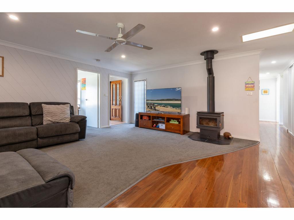 41 Carribean Ave, Forster, NSW 2428