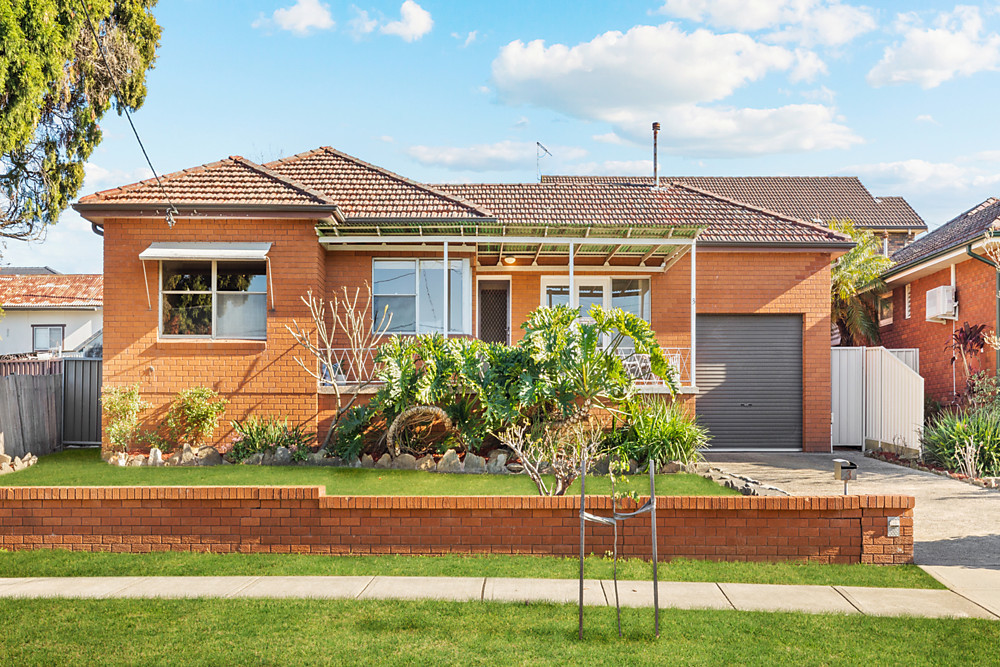 3 Maunder Ave, Girraween, NSW 2145