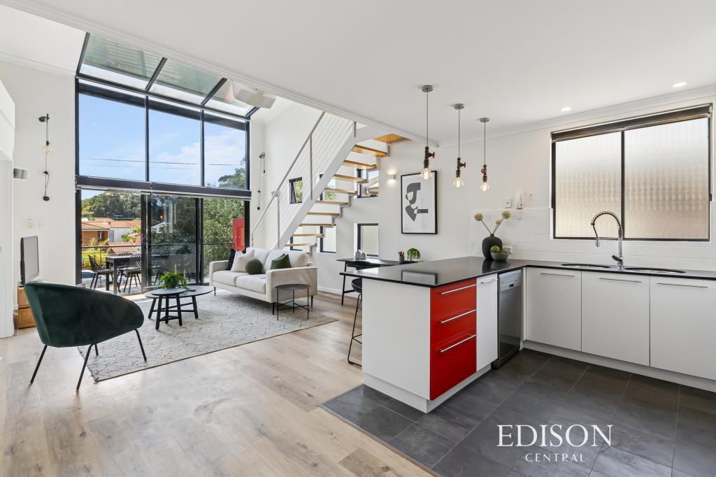 4/181 CARR PL, LEEDERVILLE, WA 6007