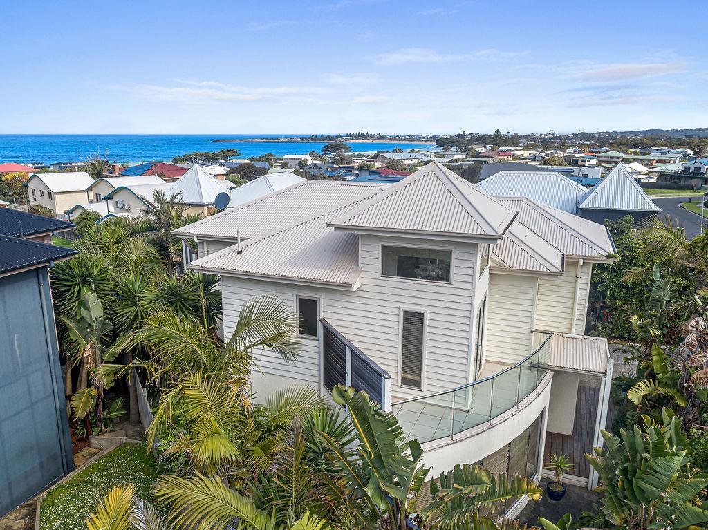 9b Seaview Dr, Apollo Bay, VIC 3233