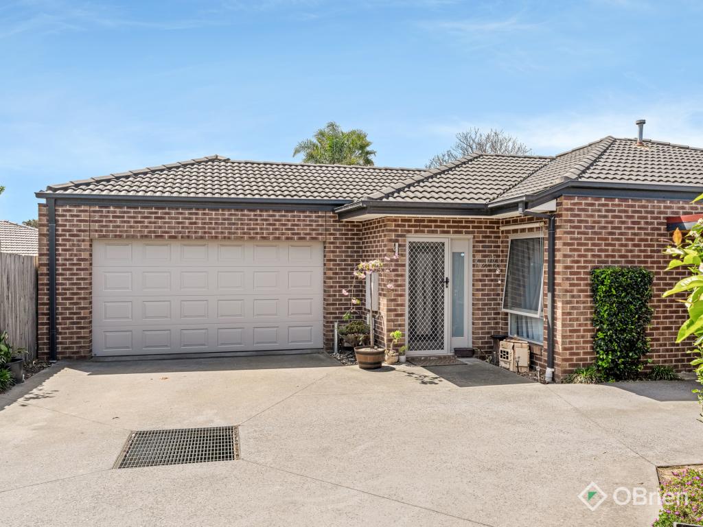 5a Lawson Cl, Cranbourne, VIC 3977