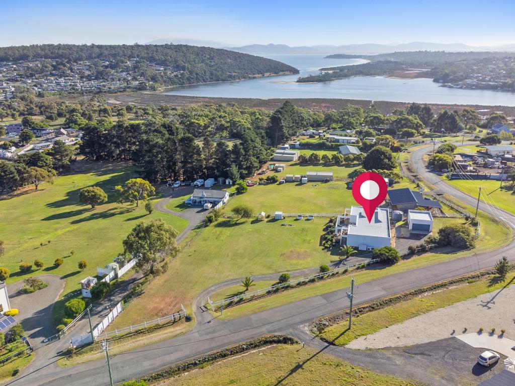 2 Colleen Cres, Primrose Sands, TAS 7173