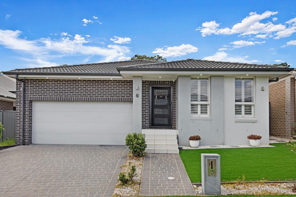 7 Britannia Rd, Jordan Springs, NSW 2747