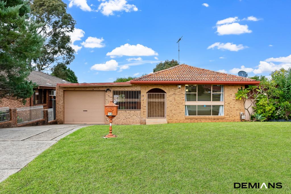 13 Cordelia St, Rosemeadow, NSW 2560