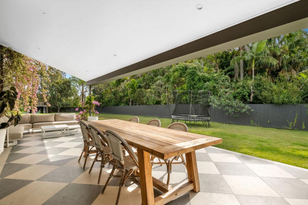 16 Homestead Dr, Little Mountain, QLD 4551