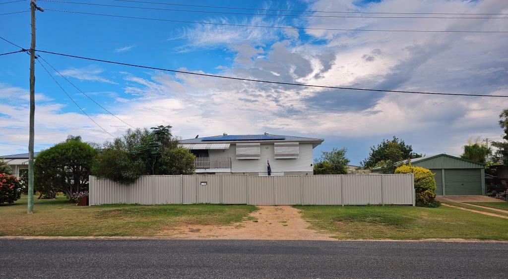 83 FIELDING ST, GAYNDAH, QLD 4625