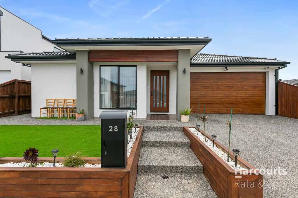 28 LAVIGNON RD, WOLLERT, VIC 3750