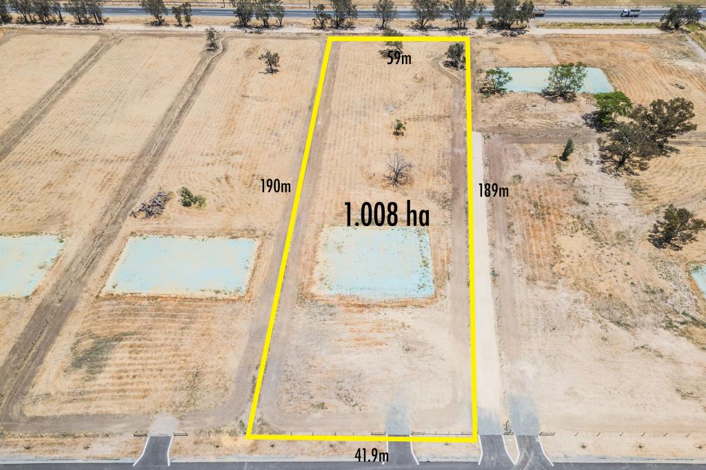 60 BRAHMAN DR, OAKFORD, WA 6121