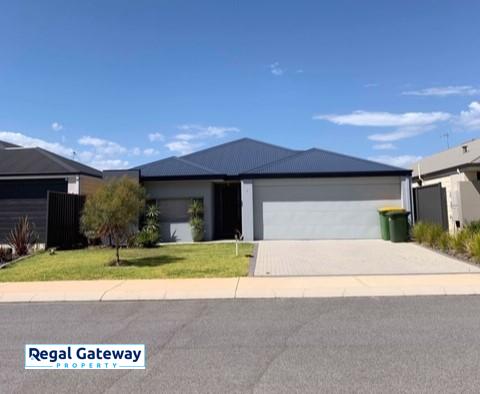 8 Brampton Rd, Wandi, WA 6167