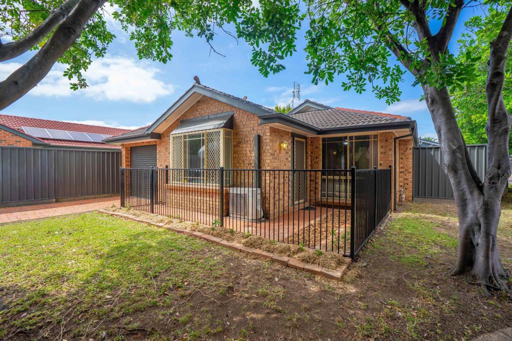 11 Hollingsford Cres, Carrington, NSW 2294