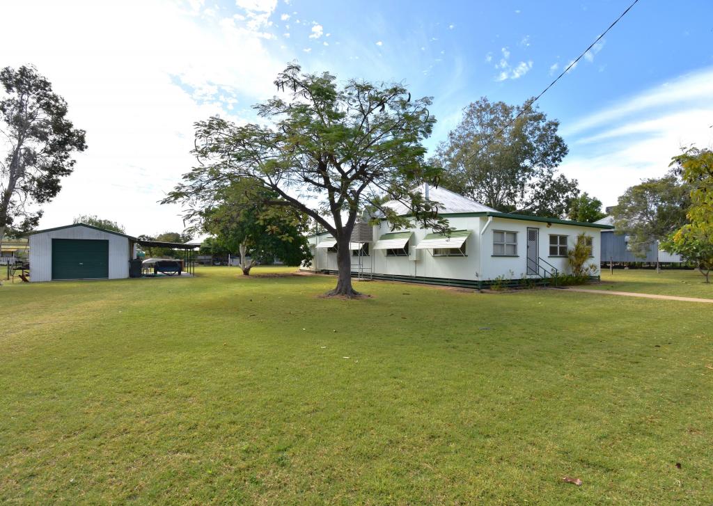 120 Fir St, Barcaldine, QLD 4725