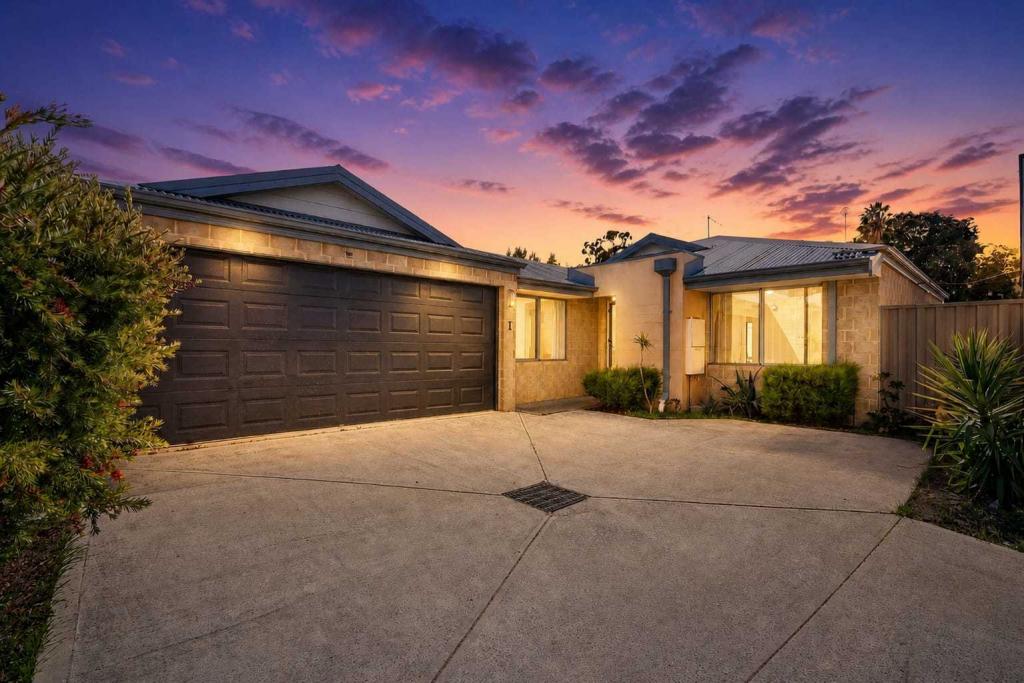 7/11 Redmond Rd, Gosnells, WA 6110