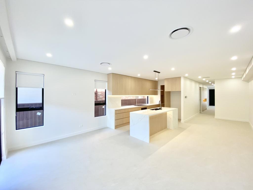 59 Torrens St, Canley Heights, NSW 2166