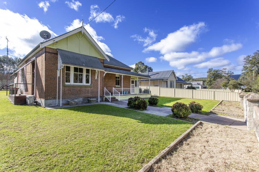 7 Church St, Koorawatha, NSW 2807