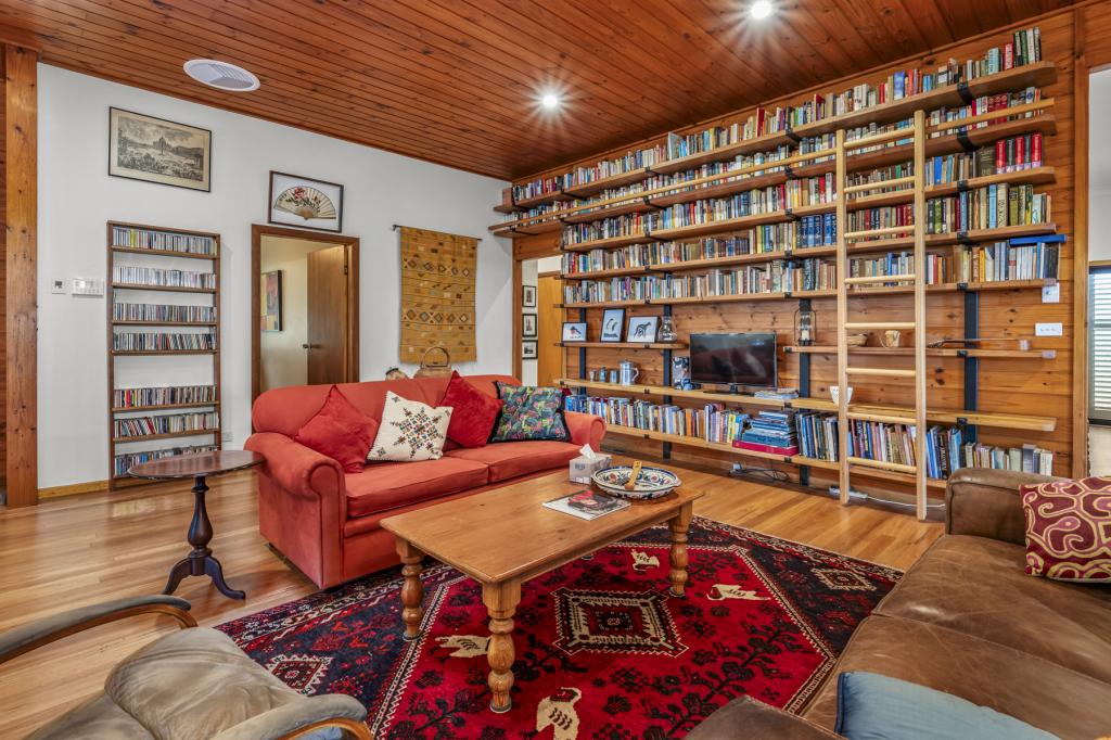 71 Kensington Rd, Bolwarra, NSW 2320