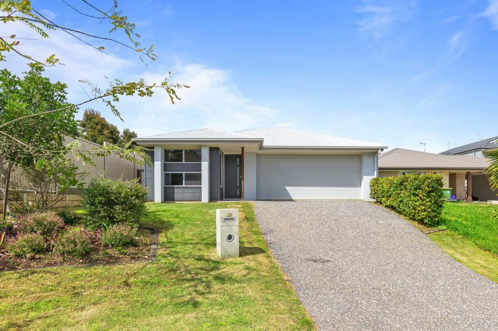 26 Carlin St, Glenvale, QLD 4350