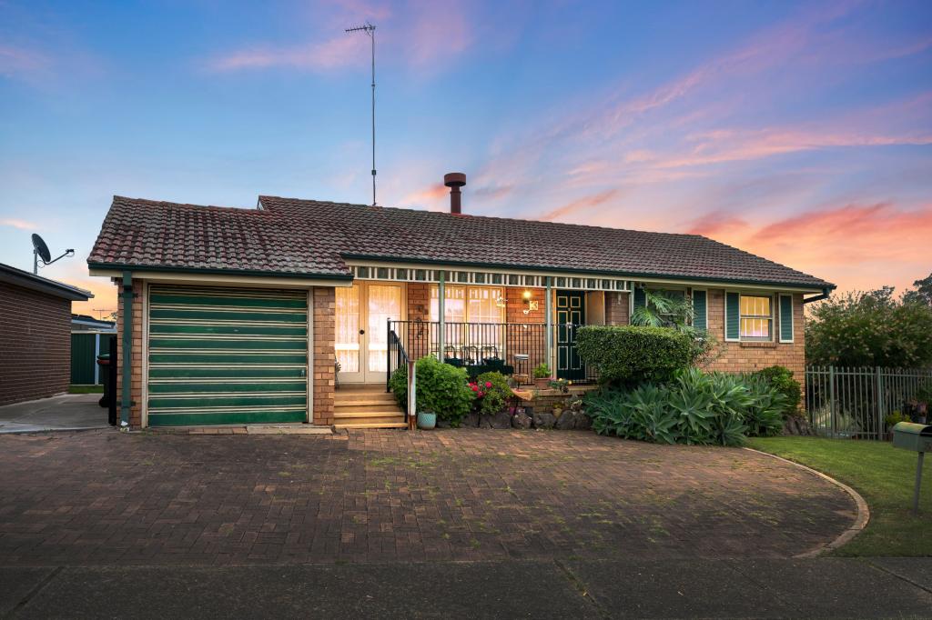 3 Jacaranda Ave, Bradbury, NSW 2560