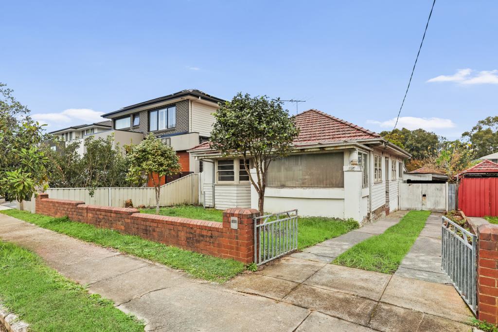 18 The Causeway, Strathfield South, NSW 2136