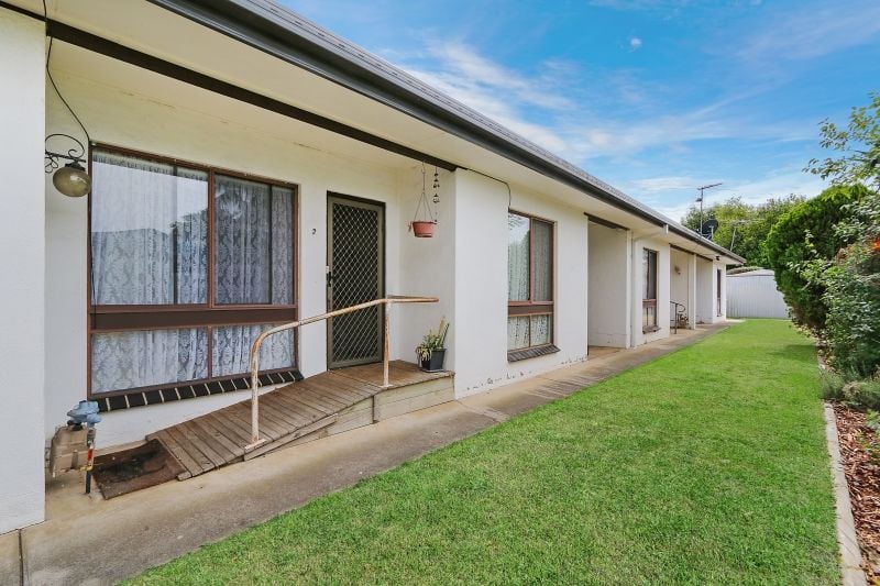 2/426 Urana Rd, Lavington, NSW 2641