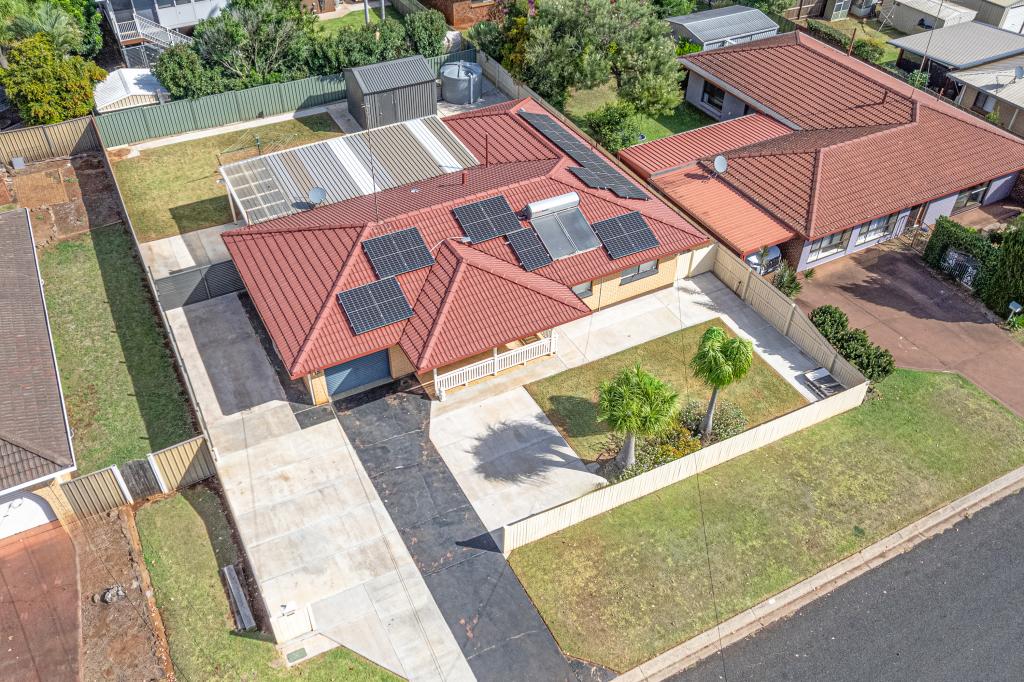 18 HIBISCUS DR, CENTENARY HEIGHTS, QLD 4350