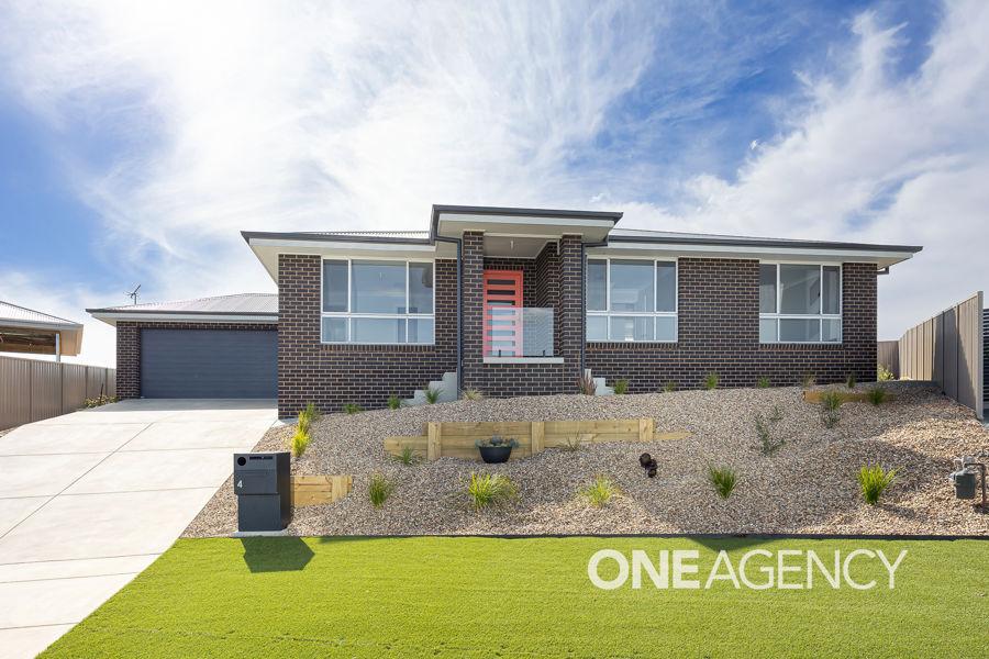 4 Astley Cl, Lloyd, NSW 2650