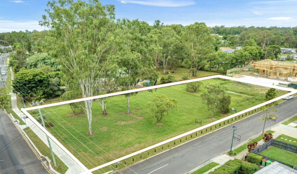 8 VAN WYK CT, BELLBIRD PARK, QLD 4300