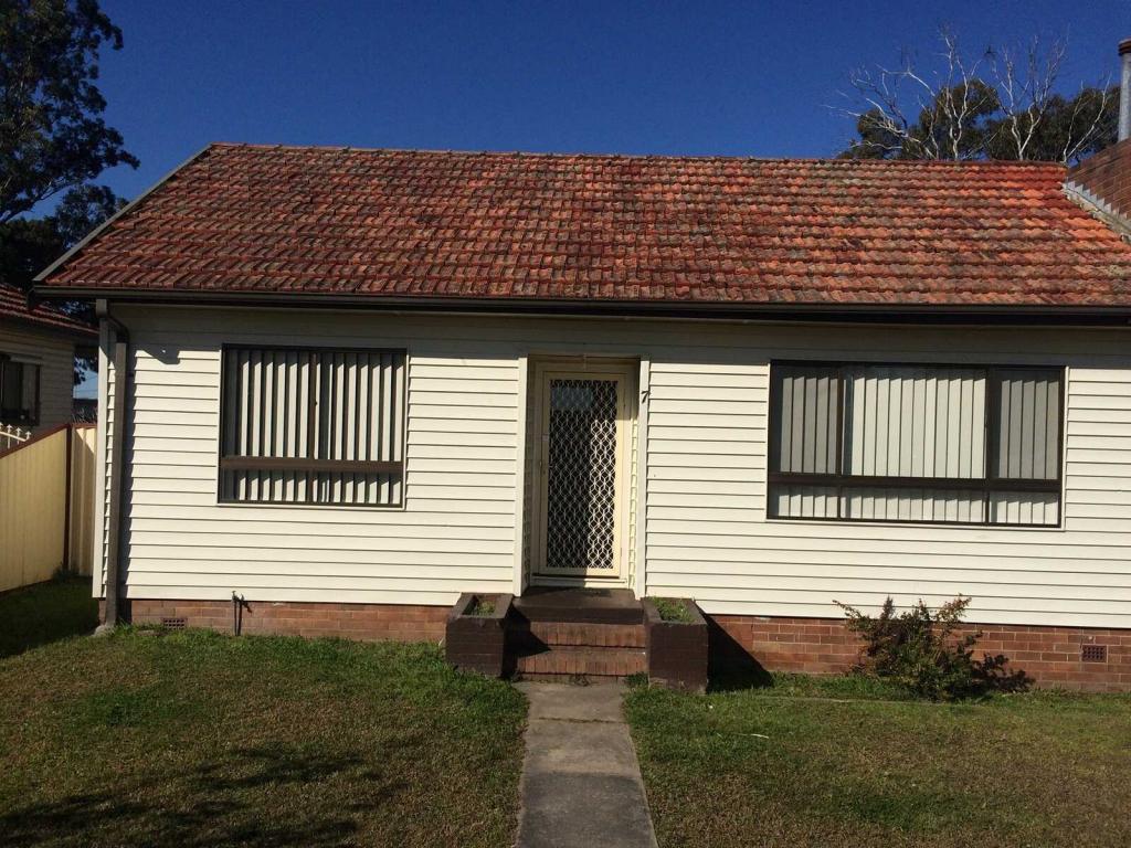 7 Jewelsford Rd, Wentworthville, NSW 2145