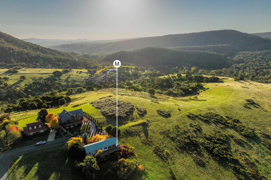 68 Alpine Ridge Dr, Merrijig, VIC 3723