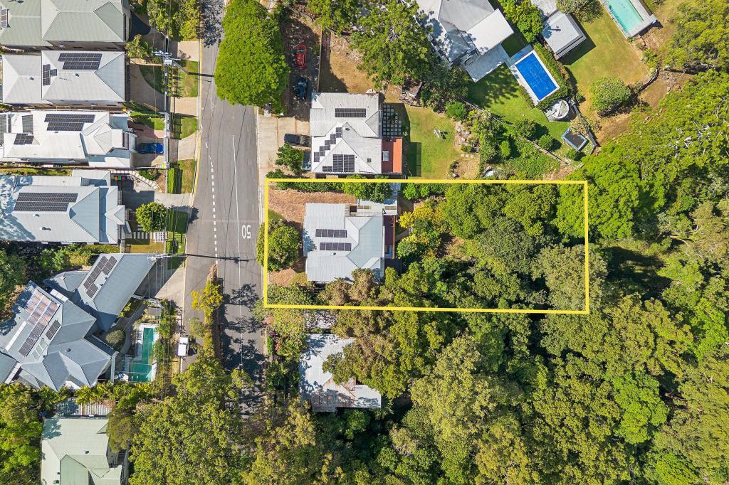 8 Isles Rd, Indooroopilly, QLD 4068
