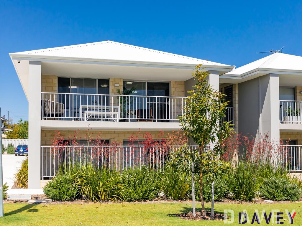 8/3 Donar St, Innaloo, WA 6018