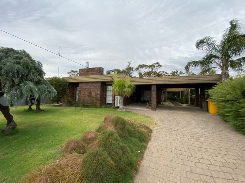 3 Bell St, Warracknabeal, VIC 3393