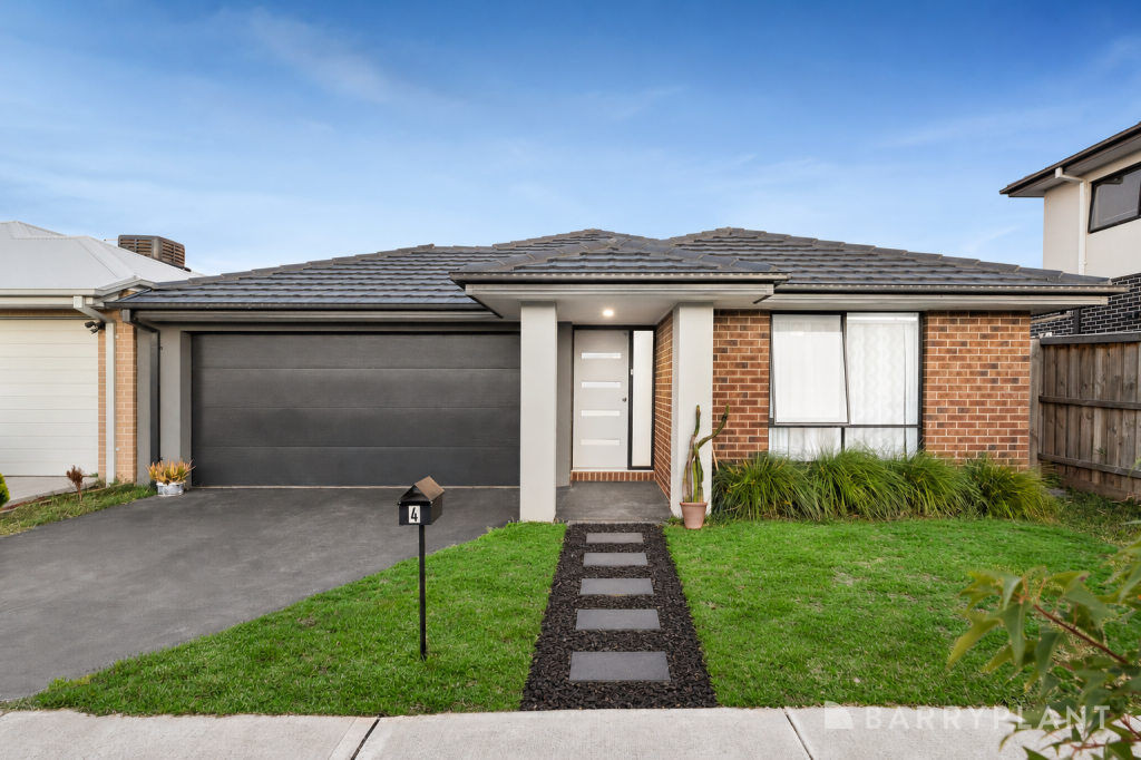 4 TOSCANA RD, CLYDE, VIC 3978