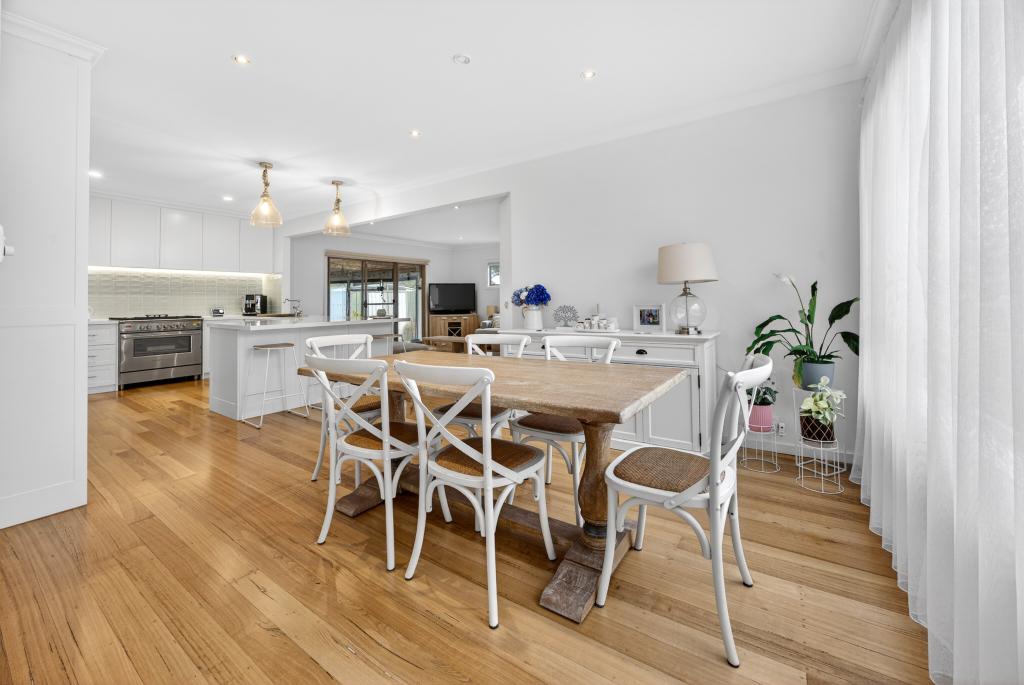 8 Illaroo St, Capel Sound, VIC 3940