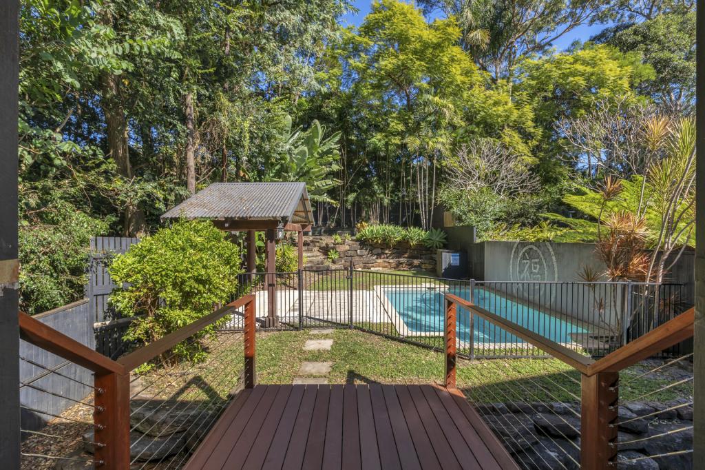 25 Ninth Ave, St Lucia, QLD 4067