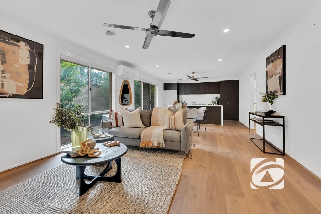 4/55-57 Strathavan Dr, Berwick, VIC 3806