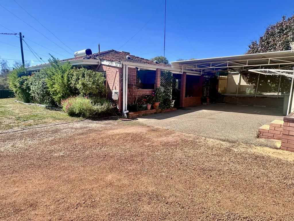 1 QUEEN ST, PINGELLY, WA 6308