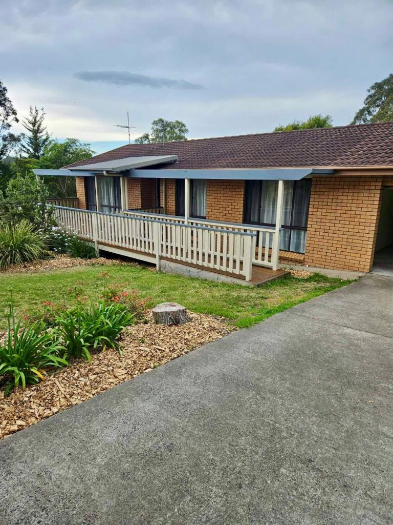 1 Panorama Pde, Moruya, NSW 2537