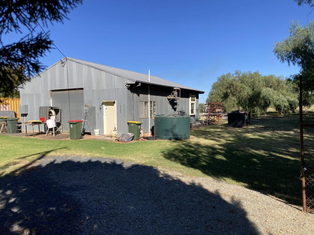 8 Orion Pl, Parkes, NSW 2870