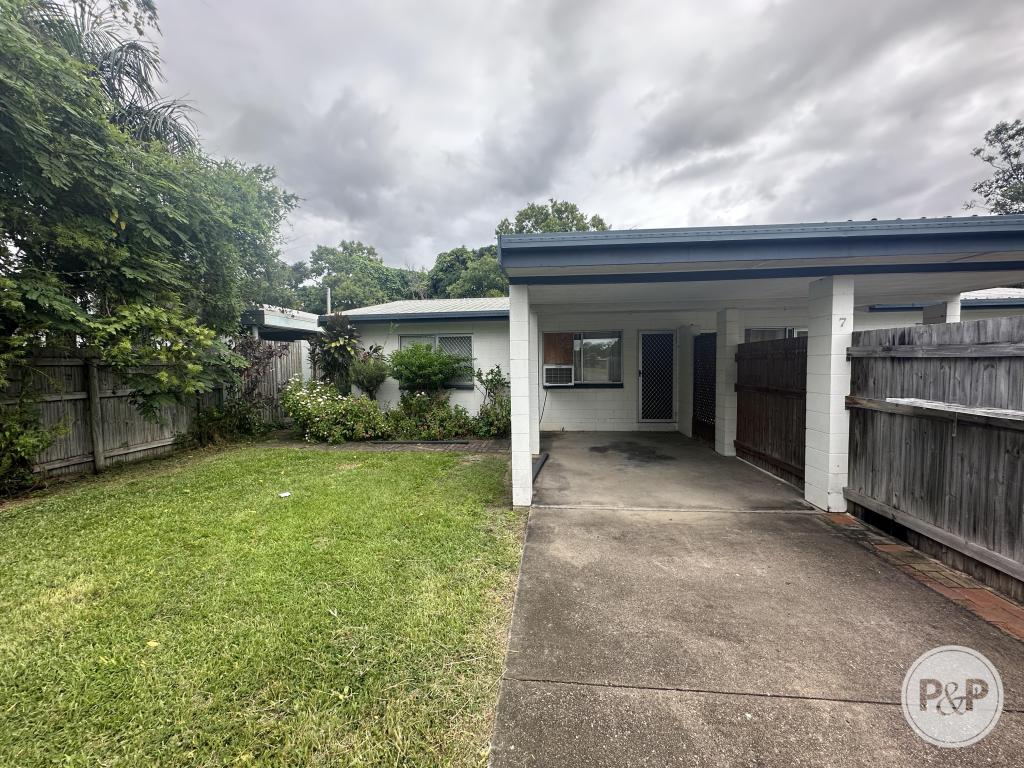 1/7 Maria St, Rasmussen, QLD 4815