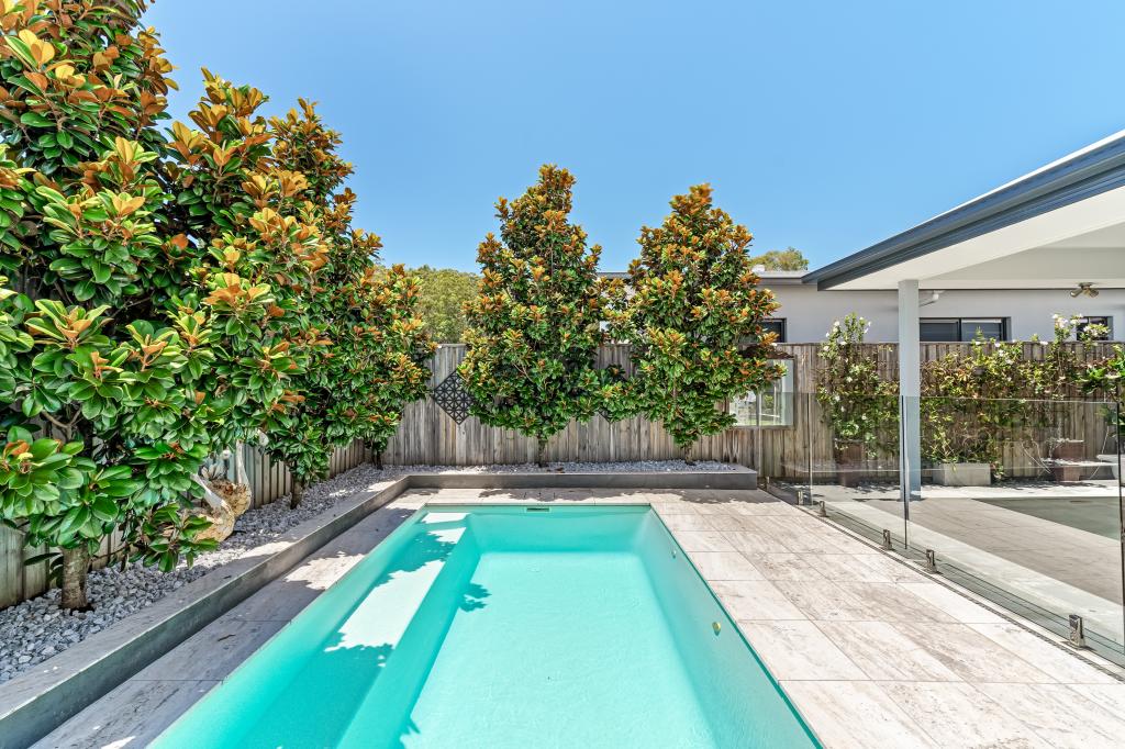 7 EAGLES CL, BARINGA, QLD 4551