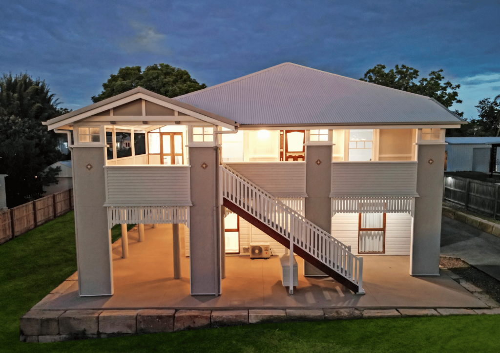 16 Bright St, Newtown, QLD 4305