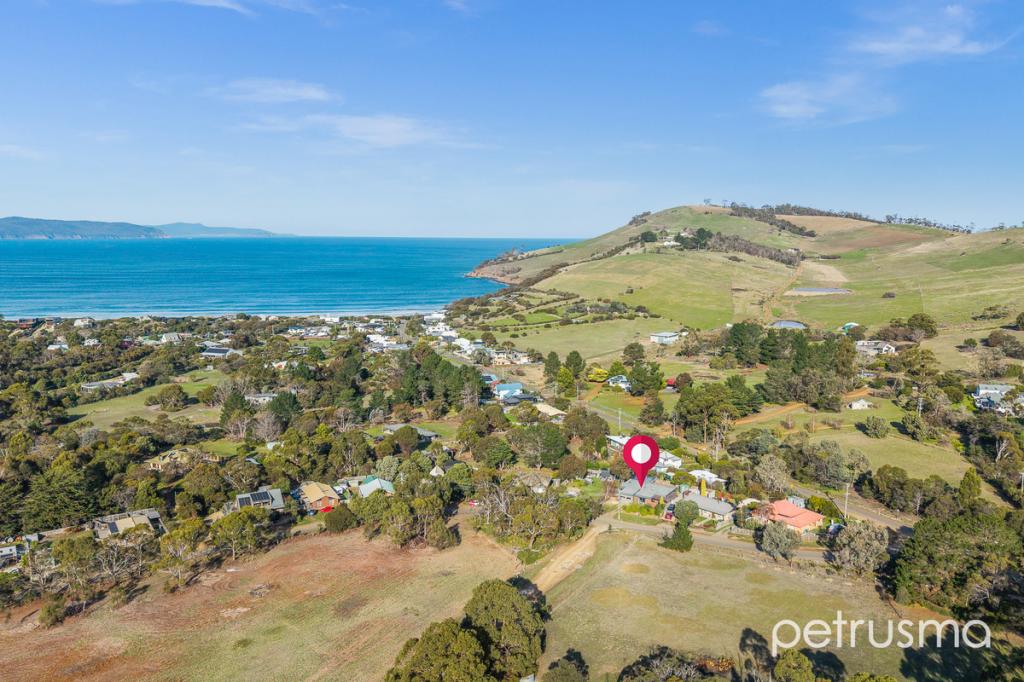 6-8 Bicheno St, Clifton Beach, TAS 7020
