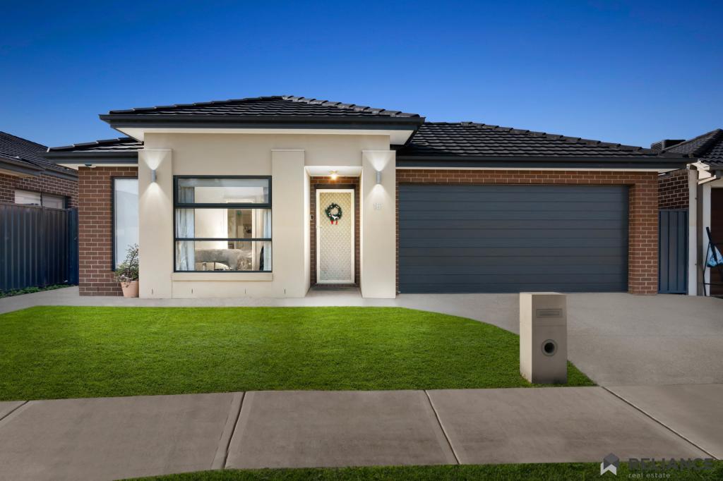 16 GEORGIA ST, WEIR VIEWS, VIC 3338